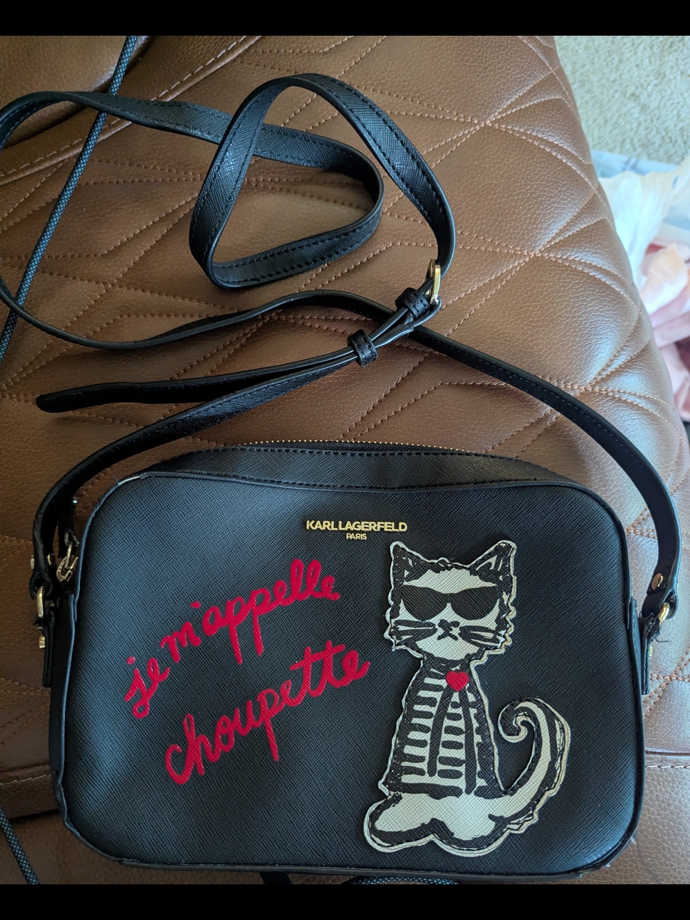 👠Karl Lagerfeld Black 'Je m'appelle Choupette' Crossbody Bag